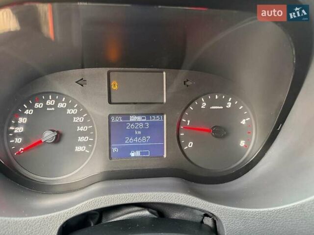 Помаранчевий Мерседес Sprinter, об'ємом двигуна 2.2 л та пробігом 264 тис. км за 26000 $, фото 24 на Automoto.ua