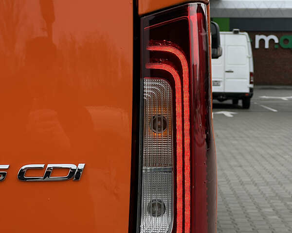 Помаранчевий Мерседес Sprinter, об'ємом двигуна 0 л та пробігом 224 тис. км за 25900 $, фото 27 на Automoto.ua