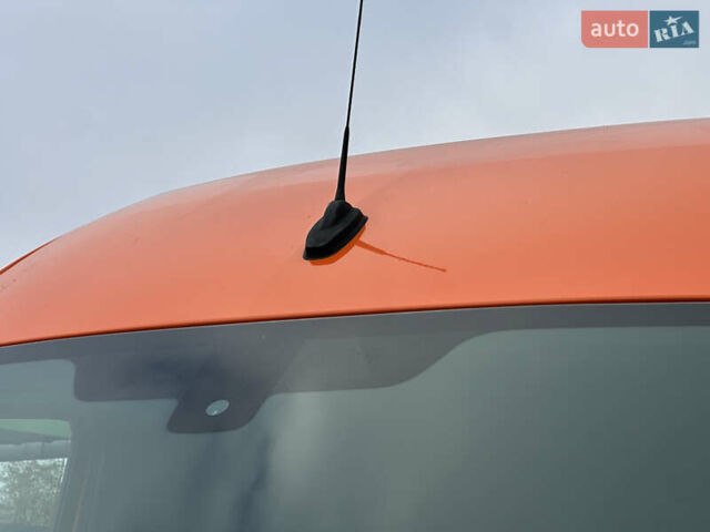 Помаранчевий Мерседес Sprinter, об'ємом двигуна 0 л та пробігом 224 тис. км за 25900 $, фото 37 на Automoto.ua