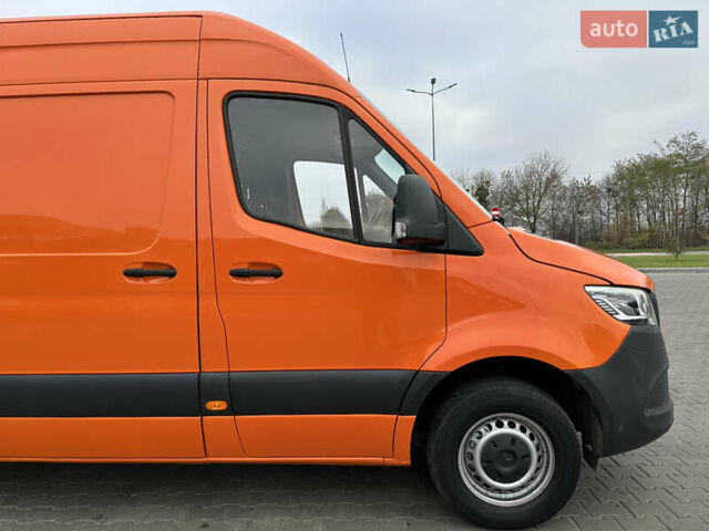 Помаранчевий Мерседес Sprinter, об'ємом двигуна 0 л та пробігом 224 тис. км за 25900 $, фото 21 на Automoto.ua