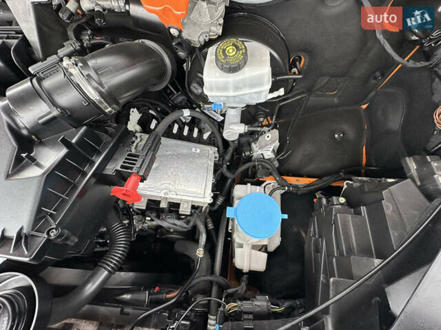 Помаранчевий Мерседес Sprinter, об'ємом двигуна 0 л та пробігом 224 тис. км за 25900 $, фото 71 на Automoto.ua