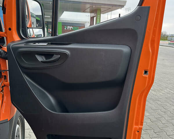 Помаранчевий Мерседес Sprinter, об'ємом двигуна 0 л та пробігом 224 тис. км за 25900 $, фото 74 на Automoto.ua
