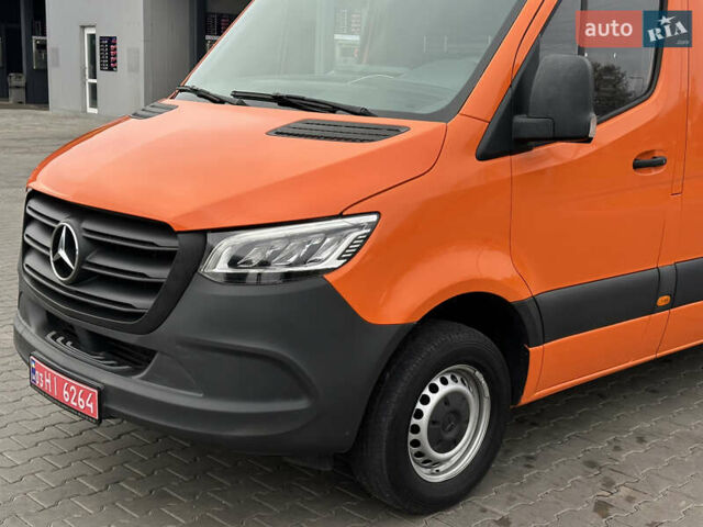 Помаранчевий Мерседес Sprinter, об'ємом двигуна 0 л та пробігом 224 тис. км за 25900 $, фото 16 на Automoto.ua