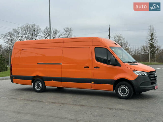 Помаранчевий Мерседес Sprinter, об'ємом двигуна 0 л та пробігом 224 тис. км за 25900 $, фото 9 на Automoto.ua