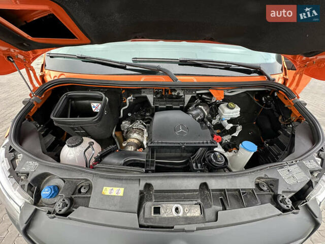 Помаранчевий Мерседес Sprinter, об'ємом двигуна 0 л та пробігом 224 тис. км за 25900 $, фото 70 на Automoto.ua