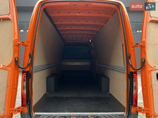 Помаранчевий Мерседес Sprinter, об'ємом двигуна 2 л та пробігом 289 тис. км за 29300 $, фото 110 на Automoto.ua