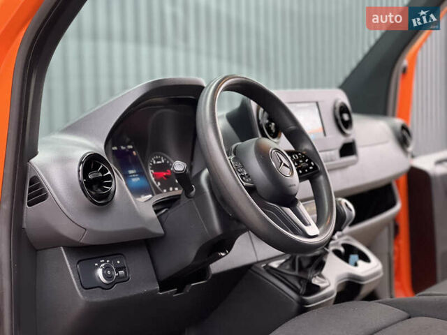 Помаранчевий Мерседес Sprinter, об'ємом двигуна 2 л та пробігом 289 тис. км за 29300 $, фото 126 на Automoto.ua