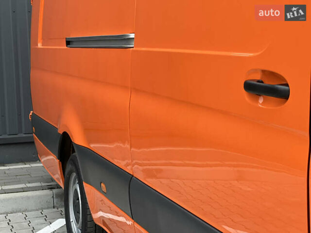 Помаранчевий Мерседес Sprinter, об'ємом двигуна 2 л та пробігом 289 тис. км за 29300 $, фото 65 на Automoto.ua