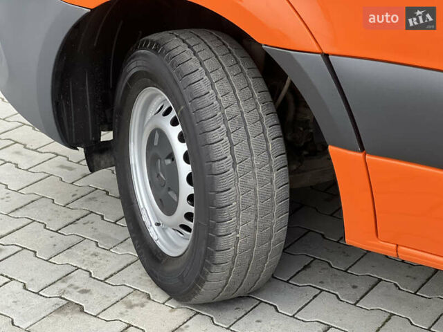 Помаранчевий Мерседес Sprinter, об'ємом двигуна 2 л та пробігом 289 тис. км за 29300 $, фото 68 на Automoto.ua