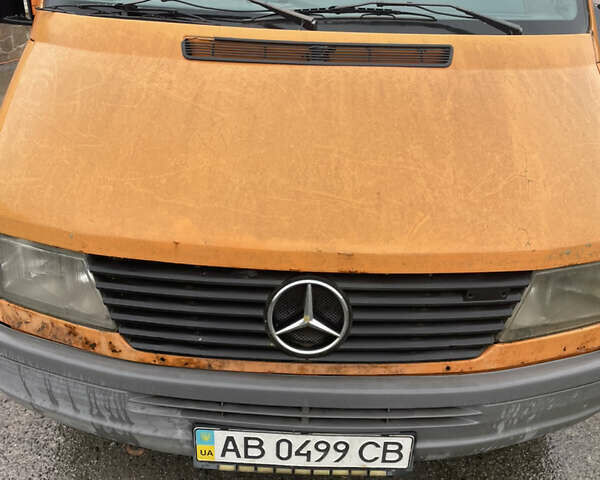 Оранжевый Мерседес Sprinter, объемом двигателя 2.3 л и пробегом 500 тыс. км за 4200 $, фото 15 на Automoto.ua