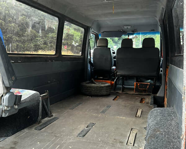 Оранжевый Мерседес Sprinter, объемом двигателя 2.9 л и пробегом 560 тыс. км за 5600 $, фото 12 на Automoto.ua