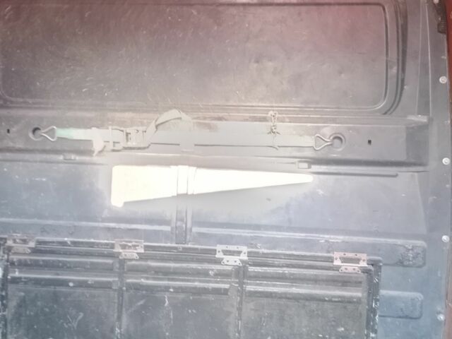 Помаранчевий Мерседес Sprinter, об'ємом двигуна 2.9 л та пробігом 482 тис. км за 5599 $, фото 5 на Automoto.ua