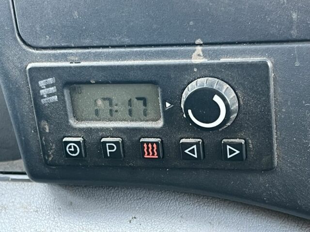 Оранжевый Мерседес Sprinter, объемом двигателя 2.9 л и пробегом 485 тыс. км за 3500 $, фото 22 на Automoto.ua