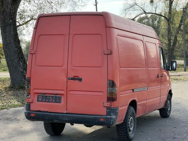 Оранжевый Мерседес Sprinter, объемом двигателя 2.9 л и пробегом 485 тыс. км за 3500 $, фото 4 на Automoto.ua