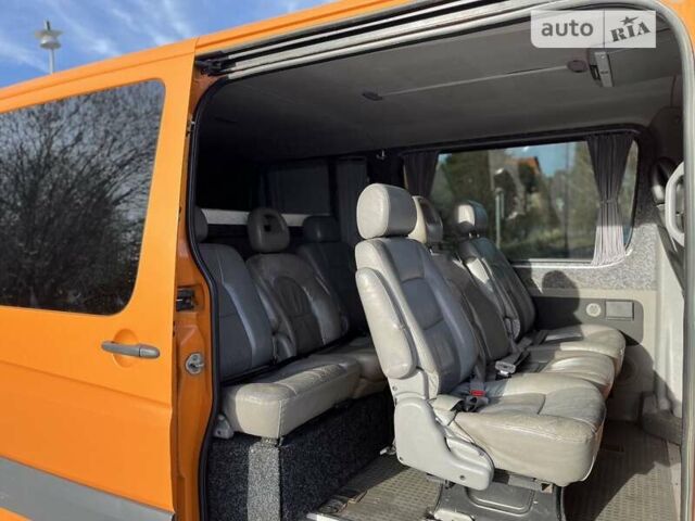 Оранжевый Мерседес Sprinter, объемом двигателя 2.2 л и пробегом 306 тыс. км за 15500 $, фото 7 на Automoto.ua