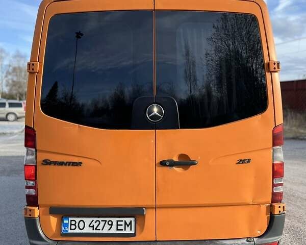Помаранчевий Мерседес Sprinter, об'ємом двигуна 2.2 л та пробігом 306 тис. км за 15100 $, фото 5 на Automoto.ua