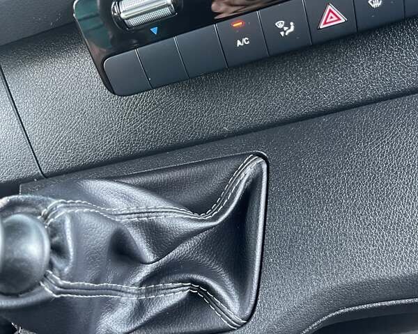 Помаранчевий Мерседес Sprinter, об'ємом двигуна 0 л та пробігом 224 тис. км за 27500 $, фото 51 на Automoto.ua