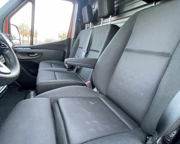 Оранжевый Мерседес Sprinter, объемом двигателя 0 л и пробегом 224 тыс. км за 27800 $, фото 41 на Automoto.ua