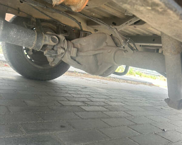 Оранжевый Мерседес Sprinter, объемом двигателя 2 л и пробегом 270 тыс. км за 26000 $, фото 8 на Automoto.ua