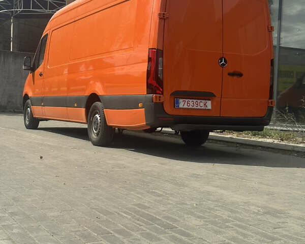Оранжевый Мерседес Sprinter, объемом двигателя 2 л и пробегом 270 тыс. км за 26000 $, фото 5 на Automoto.ua