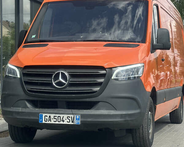 Оранжевый Мерседес Sprinter, объемом двигателя 2 л и пробегом 270 тыс. км за 26000 $, фото 2 на Automoto.ua