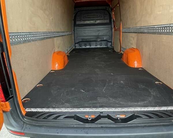 Оранжевый Мерседес Sprinter, объемом двигателя 0 л и пробегом 224 тыс. км за 27800 $, фото 33 на Automoto.ua