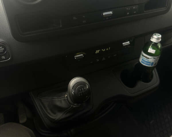 Оранжевый Мерседес Sprinter, объемом двигателя 2 л и пробегом 270 тыс. км за 26000 $, фото 11 на Automoto.ua