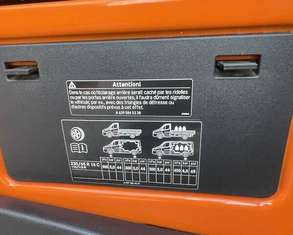Помаранчевий Мерседес Sprinter, об'ємом двигуна 0 л та пробігом 224 тис. км за 27500 $, фото 76 на Automoto.ua