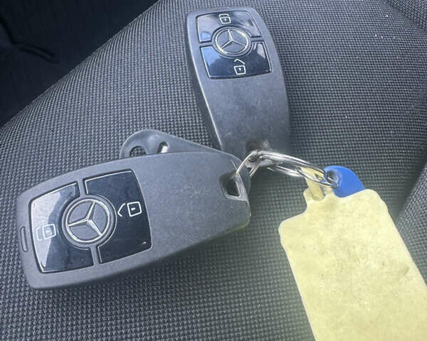 Оранжевый Мерседес Sprinter, объемом двигателя 2 л и пробегом 270 тыс. км за 26000 $, фото 14 на Automoto.ua