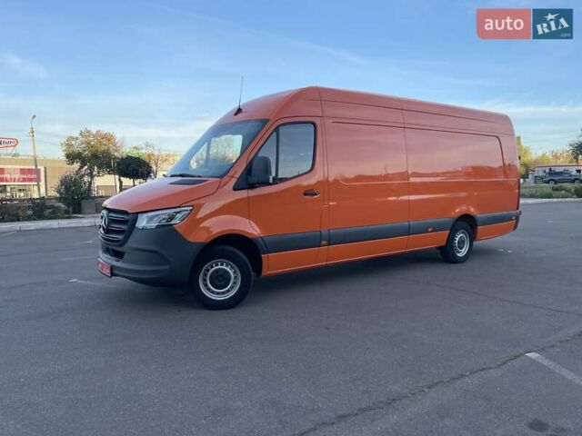 Помаранчевий Мерседес Sprinter, об'ємом двигуна 0 л та пробігом 224 тис. км за 27500 $, фото 7 на Automoto.ua