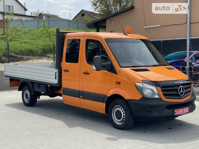 Помаранчевий Мерседес Sprinter, об'ємом двигуна 0 л та пробігом 243 тис. км за 23500 $, фото 6 на Automoto.ua