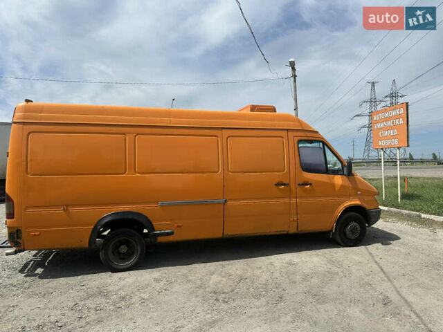 Оранжевый Мерседес Sprinter, объемом двигателя 2.87 л и пробегом 600 тыс. км за 9200 $, фото 2 на Automoto.ua