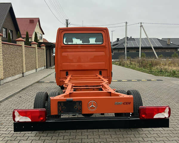 Оранжевый Мерседес Sprinter, объемом двигателя 3 л и пробегом 370 тыс. км за 20500 $, фото 3 на Automoto.ua