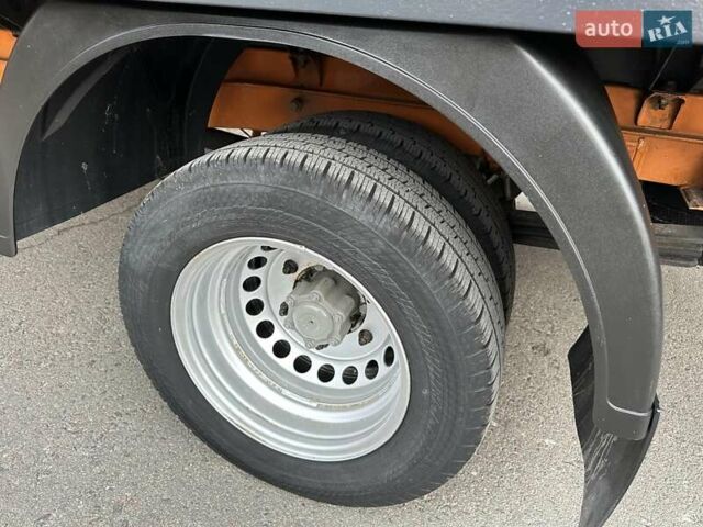 Оранжевый Мерседес Sprinter, объемом двигателя 3 л и пробегом 327 тыс. км за 26770 $, фото 50 на Automoto.ua