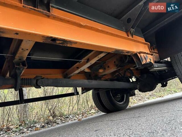 Оранжевый Мерседес Sprinter, объемом двигателя 3 л и пробегом 327 тыс. км за 26770 $, фото 41 на Automoto.ua