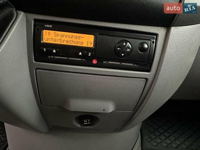 Оранжевый Мерседес Sprinter, объемом двигателя 3 л и пробегом 327 тыс. км за 26770 $, фото 28 на Automoto.ua