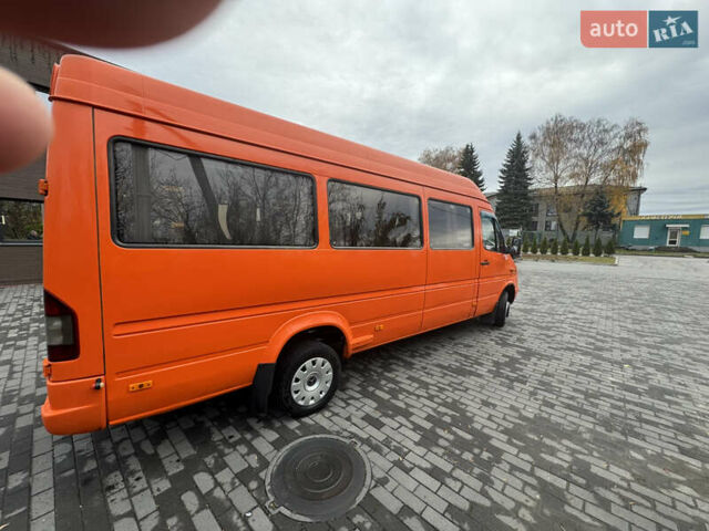 Оранжевый Мерседес Sprinter, объемом двигателя 2.69 л и пробегом 179 тыс. км за 17900 $, фото 9 на Automoto.ua
