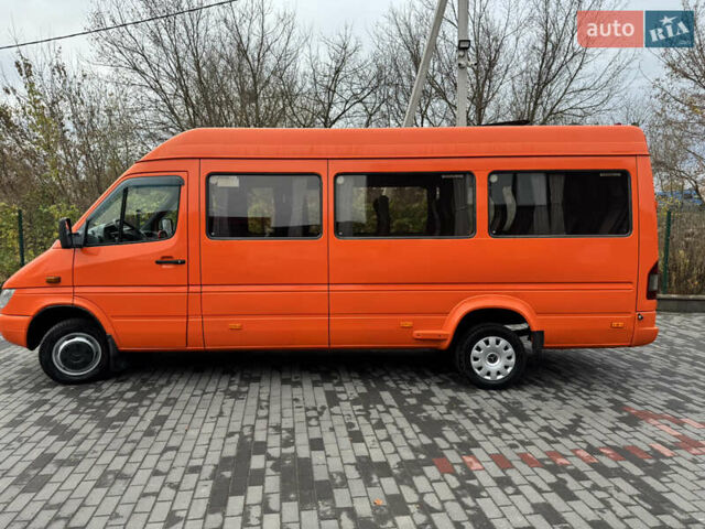 Оранжевый Мерседес Sprinter, объемом двигателя 2.69 л и пробегом 179 тыс. км за 17900 $, фото 4 на Automoto.ua