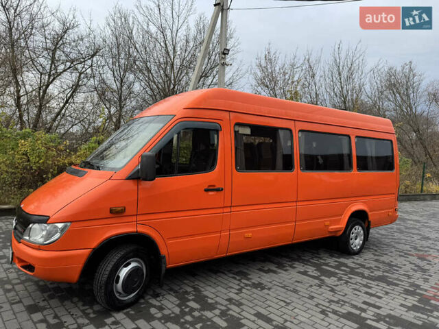 Оранжевый Мерседес Sprinter, объемом двигателя 2.69 л и пробегом 179 тыс. км за 17900 $, фото 3 на Automoto.ua