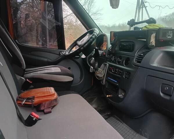 Оранжевый Мерседес Sprinter, объемом двигателя 0 л и пробегом 430 тыс. км за 7500 $, фото 3 на Automoto.ua
