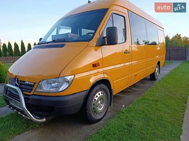 Помаранчевий Мерседес Sprinter, об'ємом двигуна 2.7 л та пробігом 751 тис. км за 9500 $, фото 9 на Automoto.ua