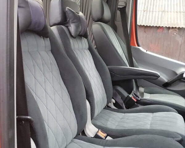 Оранжевый Мерседес Sprinter, объемом двигателя 2.3 л и пробегом 450 тыс. км за 25500 $, фото 2 на Automoto.ua