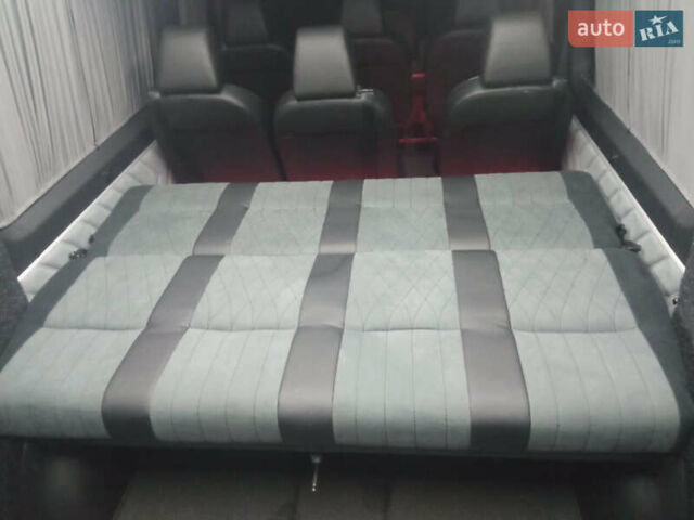 Оранжевый Мерседес Sprinter, объемом двигателя 2.3 л и пробегом 450 тыс. км за 25500 $, фото 3 на Automoto.ua