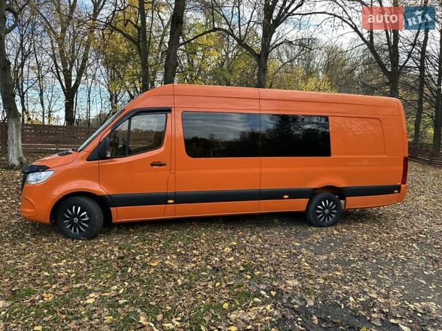 Помаранчевий Мерседес Sprinter, об'ємом двигуна 2.14 л та пробігом 350 тис. км за 46500 $, фото 1 на Automoto.ua