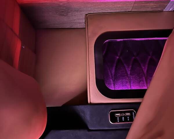 Помаранчевий Мерседес Sprinter, об'ємом двигуна 2.14 л та пробігом 350 тис. км за 46500 $, фото 9 на Automoto.ua