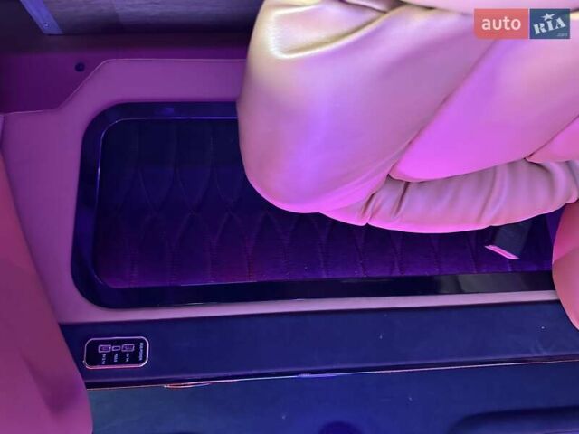 Помаранчевий Мерседес Sprinter, об'ємом двигуна 2.14 л та пробігом 350 тис. км за 46500 $, фото 24 на Automoto.ua