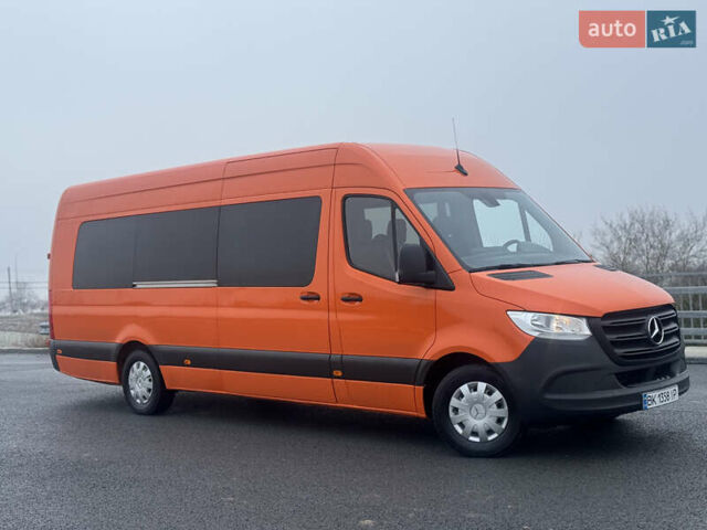 Помаранчевий Мерседес Sprinter, об'ємом двигуна 2.14 л та пробігом 273 тис. км за 37900 $, фото 4 на Automoto.ua
