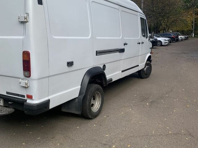 Мерседес Т-мод 1993 в Одессе на Automoto.ua Белый Мерседес Т-мод, объемом двигателя 2.9 л и пробегом 3 тыс. км за 5000 $, фото 1 на Automoto.ua