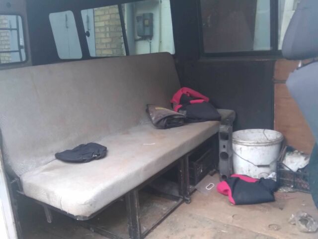 Белый Мерседес Т-мод, объемом двигателя 2.9 л и пробегом 300 тыс. км за 2500 $, фото 2 на Automoto.ua