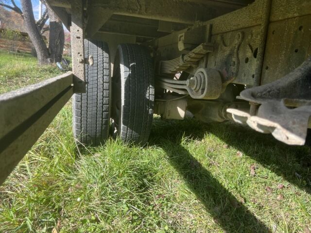 Червоний Мерседес Т-мод, об'ємом двигуна 4 л та пробігом 200 тис. км за 4100 $, фото 5 на Automoto.ua